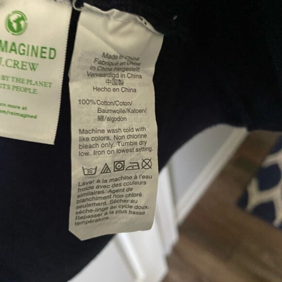 J. Crew cotton, navy blue, 3 button blazer. Size large L. Brand new w/ tag. - Picture 3 of 4